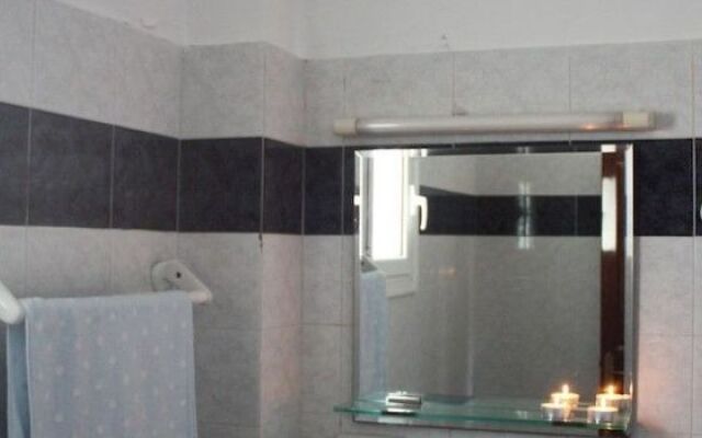 Lea Family Apartments