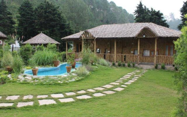 OYO Premium Jungle Theme Bhowali
