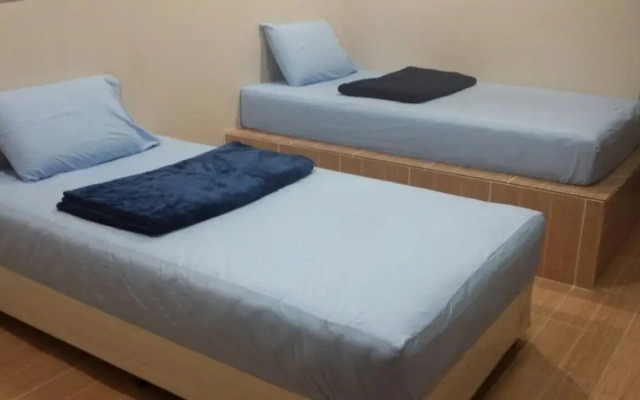 Sairee Center Guesthouse