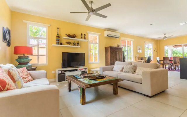 Golfcourse Tropical Guest House Private Pool in Tierra del Sol!