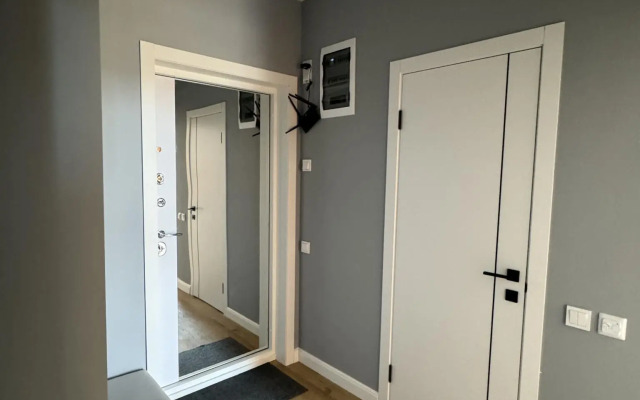 Апартаменты на проезде Золотой Берег, 2Е