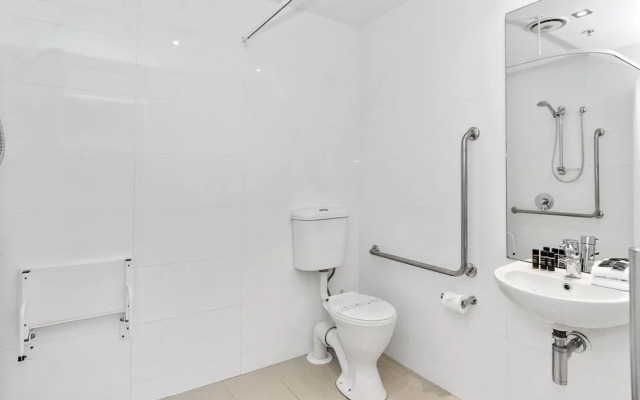 Private 2 Bedroom at the Pacific