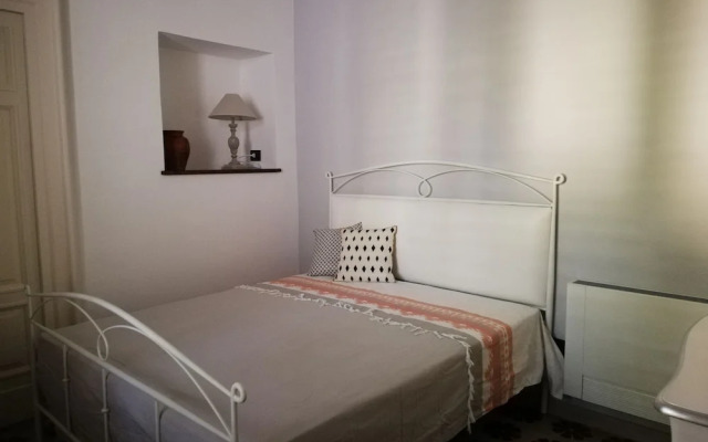 Agorà Suites & Apartments