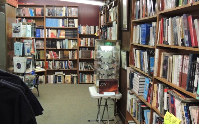 Historic Farnsworth House Inn