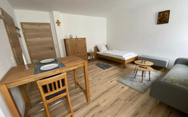 Benediktinerabtei Niederaltaich Haus St Pirmin