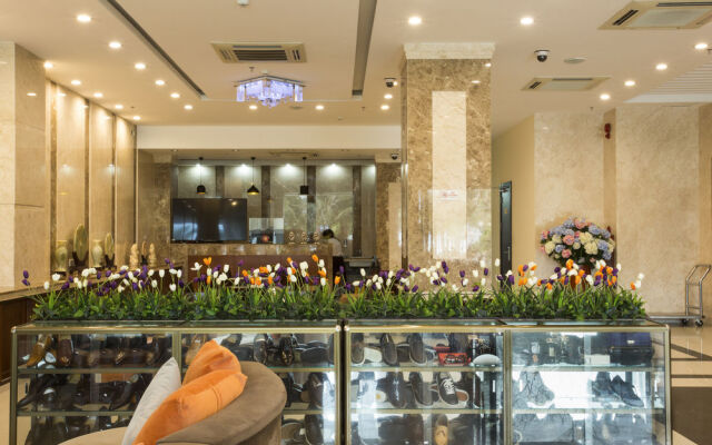 Seafront Hotel Da Nang
