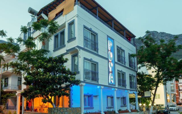 Hotel Puya