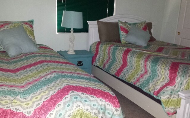 1211 Norswing 3 Bedroom Home by Redawning