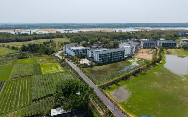 Haikou Mulian Daoxiang Healing Hotel
