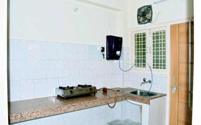 Balaji Homestay - home with free Wi-Fi and parking