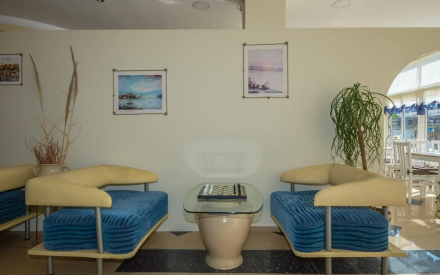 Hotel Briz