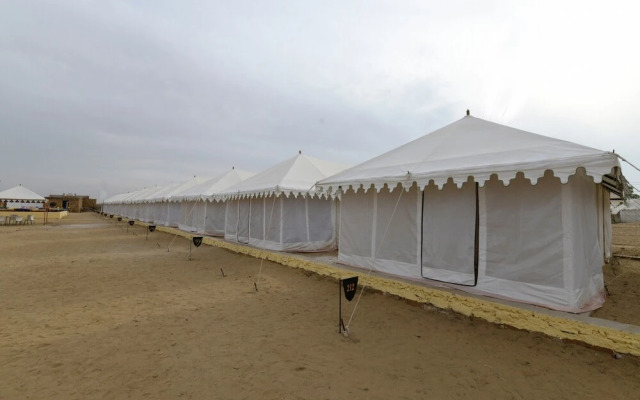 OYO 24960 Amigo Camps