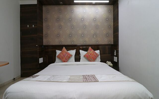 OYO 9536 Bee For Home Stay