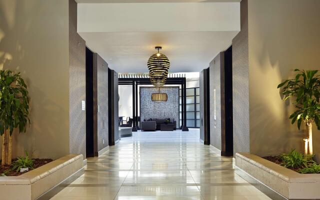 Embassy Suites by Hilton Crystal City National Airport