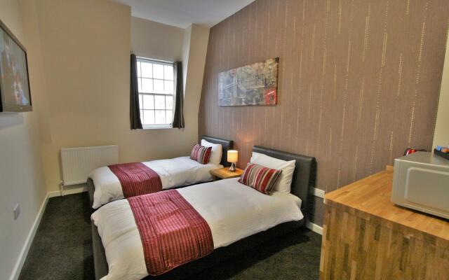 Central Hotel Gloucester by Roomsbooked
