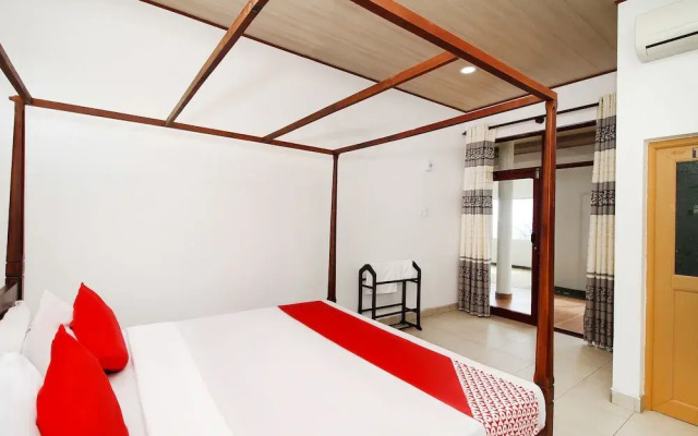 OYO 334 Royal Oshin
