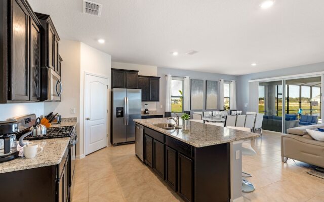 Lake View Villa 6 Bedrooms