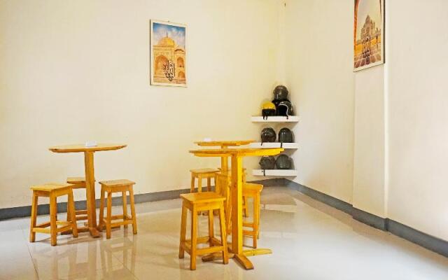 91412 Ameera Inn Syariah