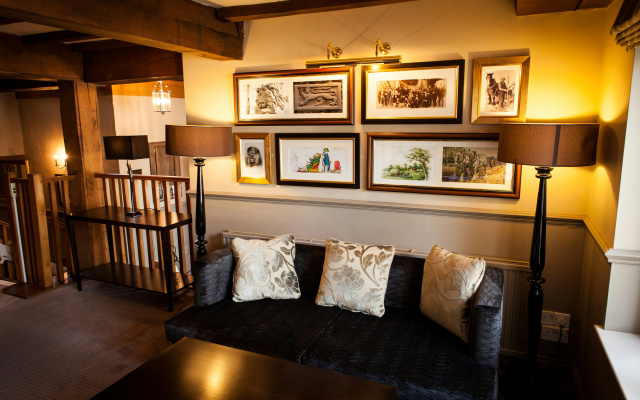 Red Lion Todwick by Chef and Brewer Collection