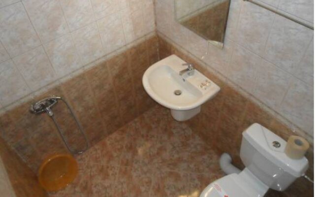 Paunovi Guest House