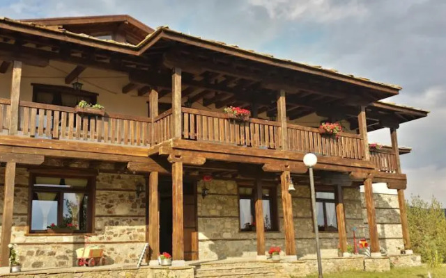 Hadji Boby Guest Inn