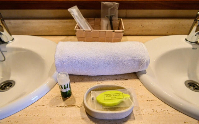 Lantia Rooftop House