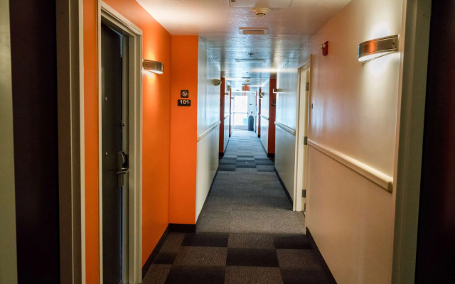 Motel 6 Pottstown, PA