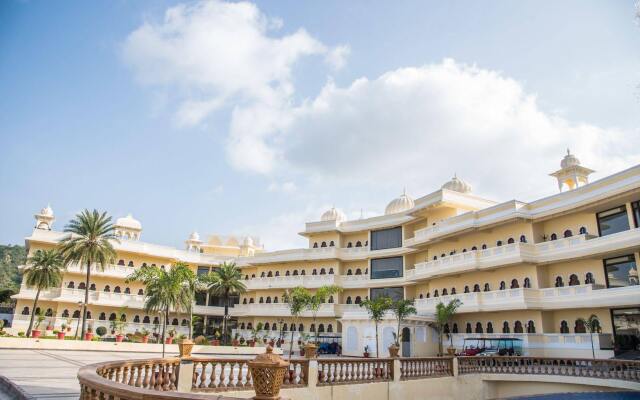 Labh Garh Palace