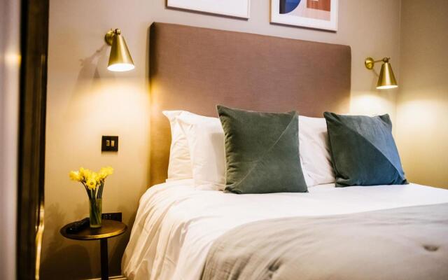 Hy Hotel