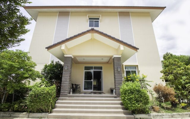 OYO 904 Mai Thai Place