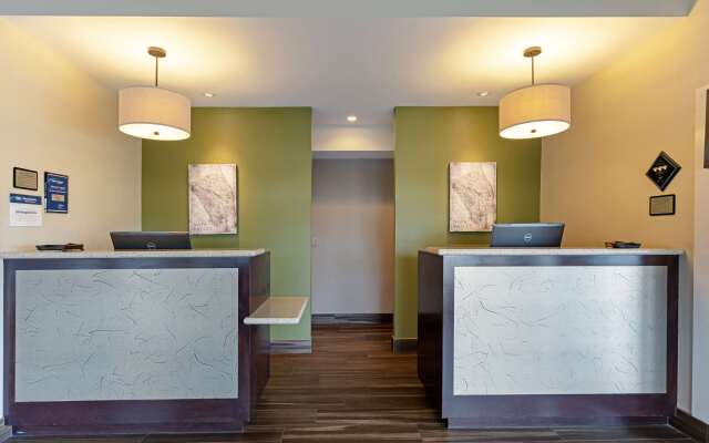 Best Western Plus Inn At The Vines