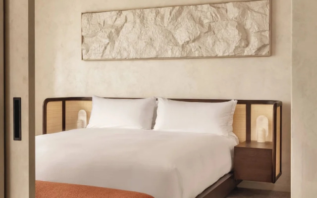 Mondrian Gold Coast
