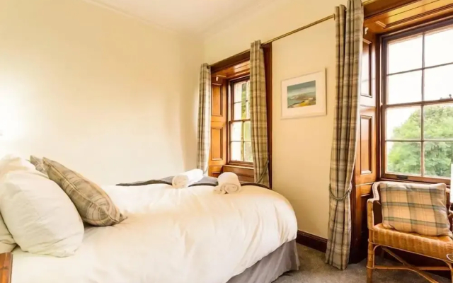 Old Kilmun House
