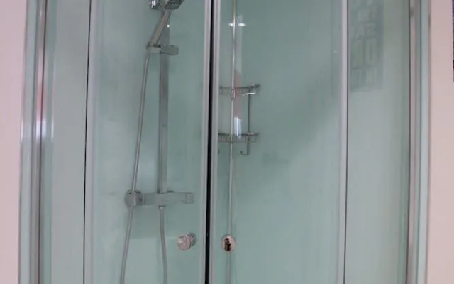 Falmouth Marina Apartment