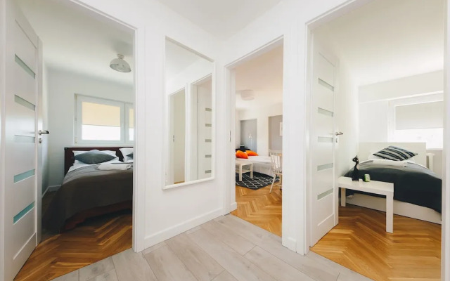 Shortstaypoland Aleja Solidarnosci B61