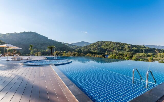 Chiangrai Lake Hill Resort