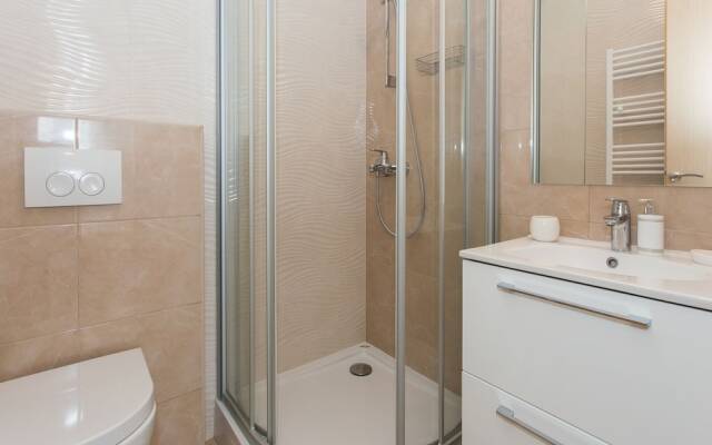 Spacious Villa in Vodice With Pool
