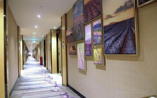 Lavande Hotel (Guangzhou Shangxiajiu pedestrian street Hualinsi subway station store)