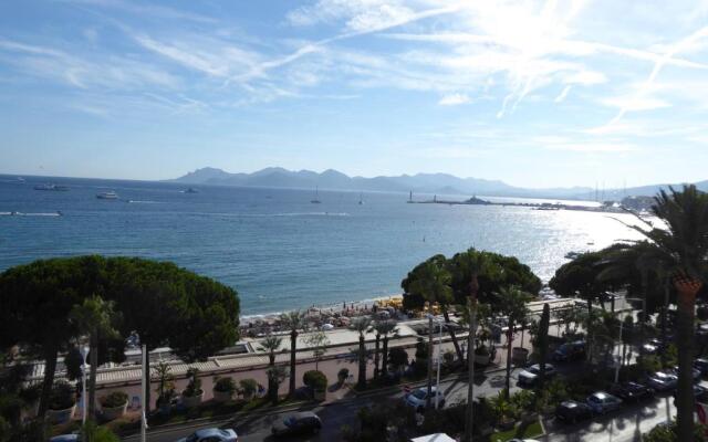 Palais Miramar 65 Bd De La Croisette Cannes