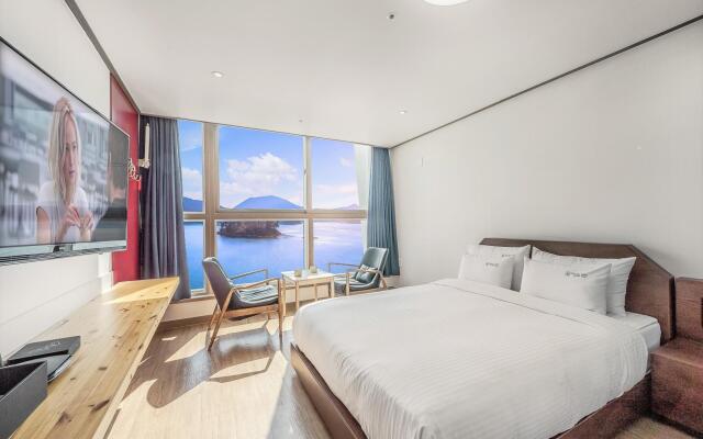 Tongyoung MartisBeach Pension