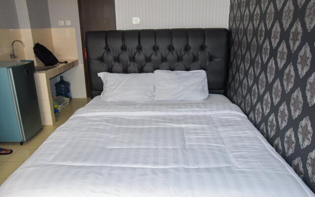 Minimalist Serpong Greenview Apartment