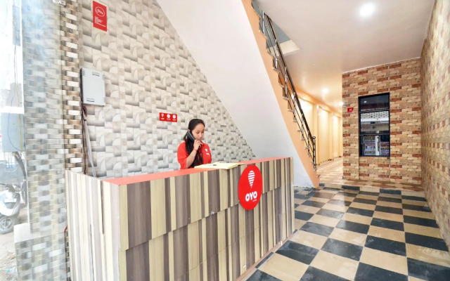 OYO 8452 Hotel New Arya 2