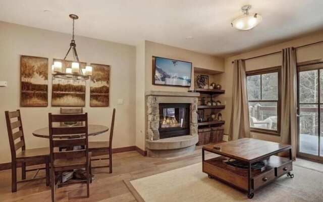 2 Bedroom Blackbear Lodge Condo in River Run Village