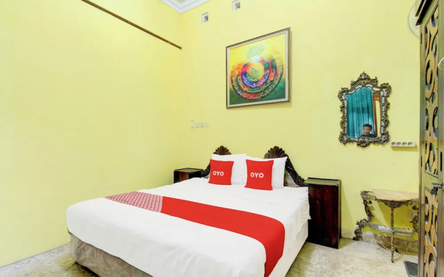 OYO 94009 Homestay Ndalem Kademangan