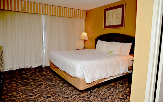 MCM Eleganté Hotel & Suites