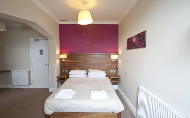 Wheatlands Lodge Hotel