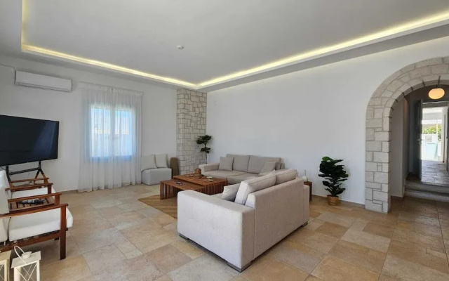 Milos AquaBliss Beachfront Villa
