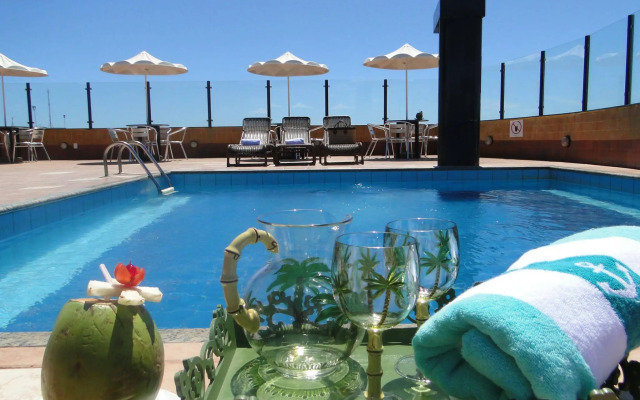 Plaza Praia Suites