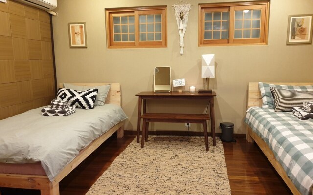 Slow Tree House Hongdae - Caters to Women