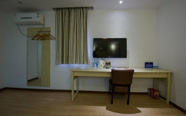 7Days Premium Kunming Railway Station Square